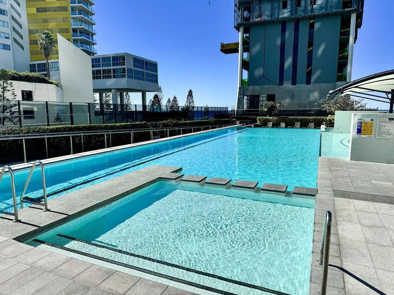 Broadbeach Elegance Oracle Tower 1 Level 5 Gold Coast 0*,